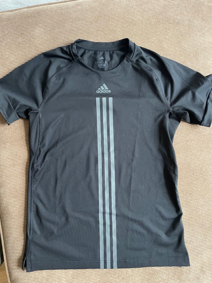 T-shirt, T-shirt, Adidas