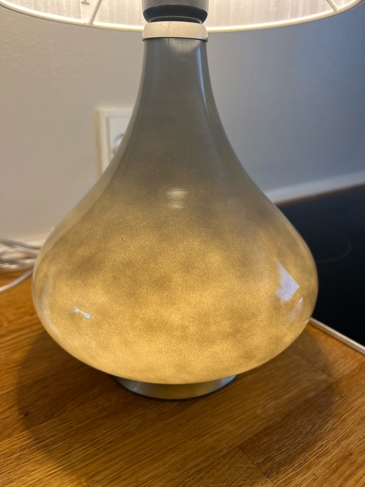 Anden bordlampe, Balie Balie