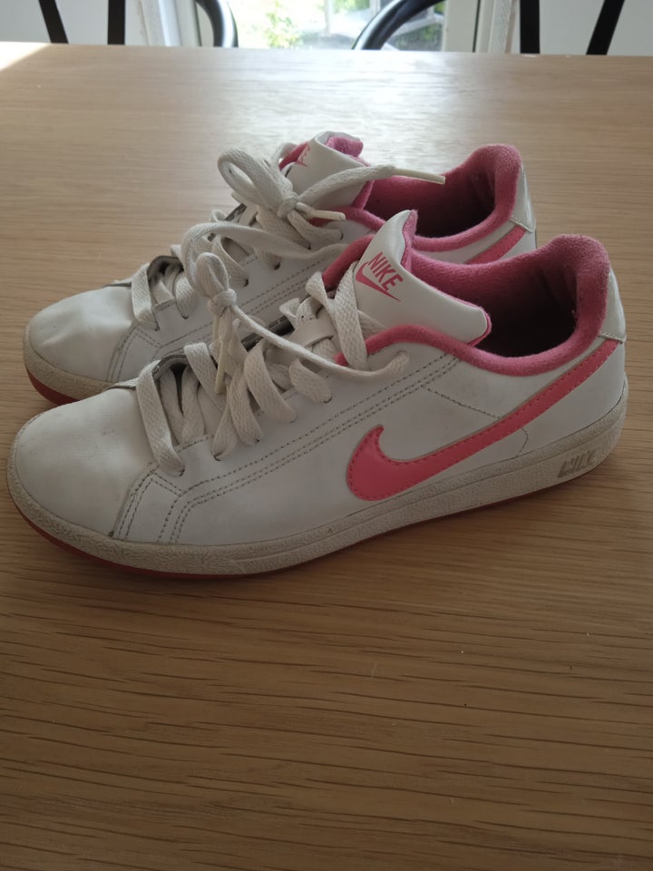 Sneakers, str. 38,5, Nike