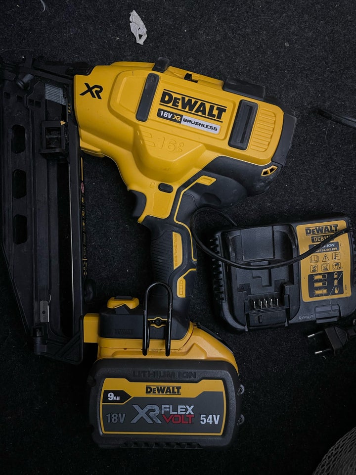 Dykkerpistol, Dewalt