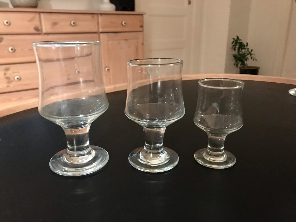 Glas, Drikkeglas, Hamlet