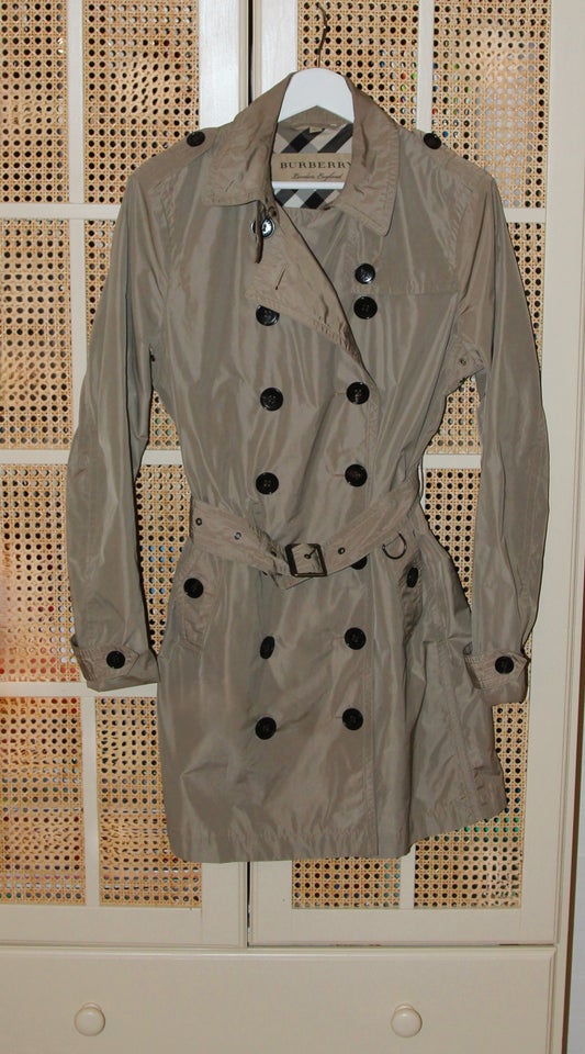 Trenchcoat, str. 42, Burberry