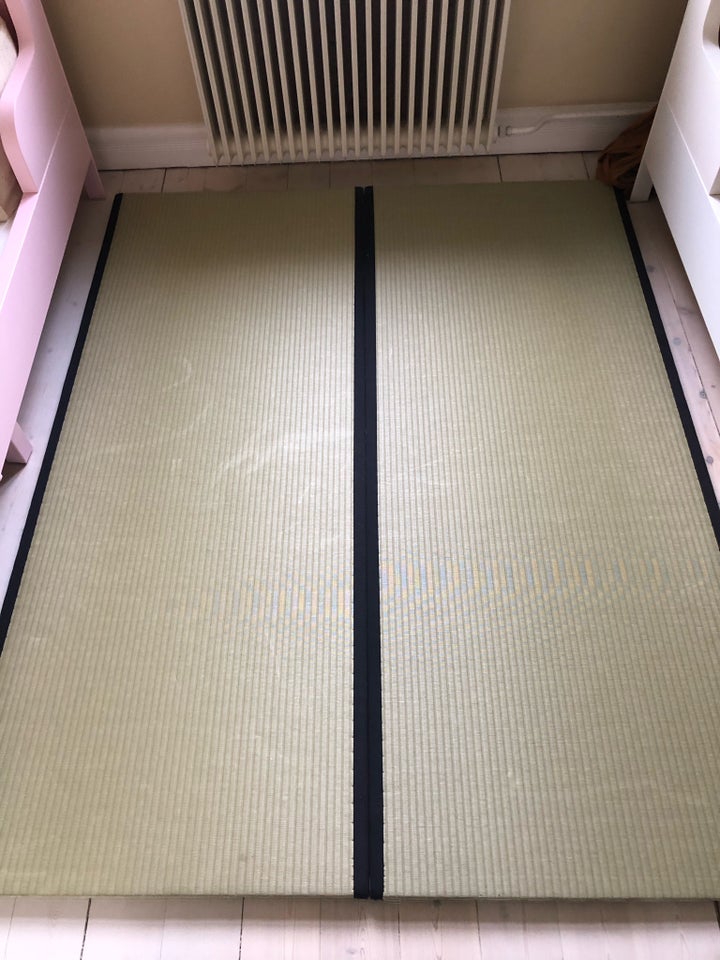 Gæsteseng, Tatami måtte