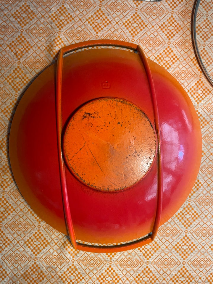 Wok, Le Creuset