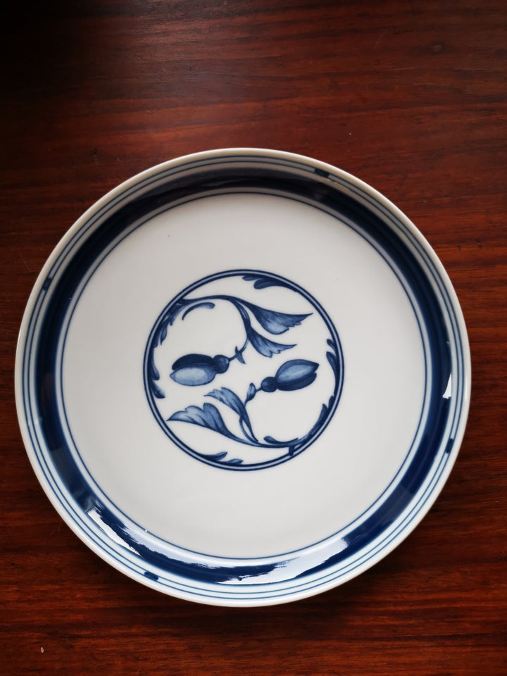 Porcelæn, Frokosttallerken,