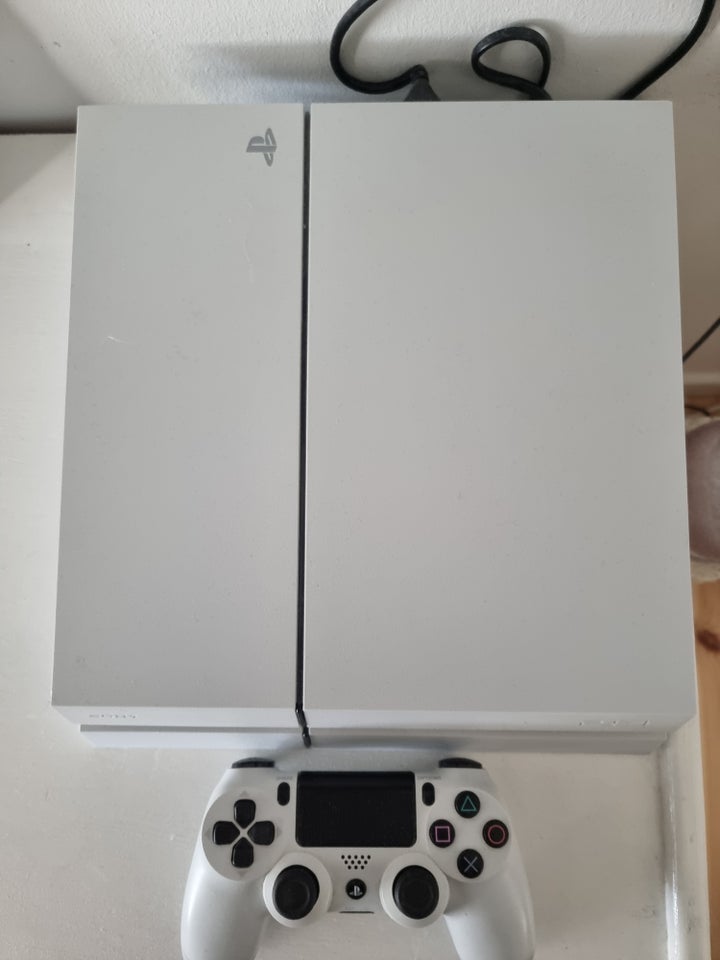 Playstation 4 God