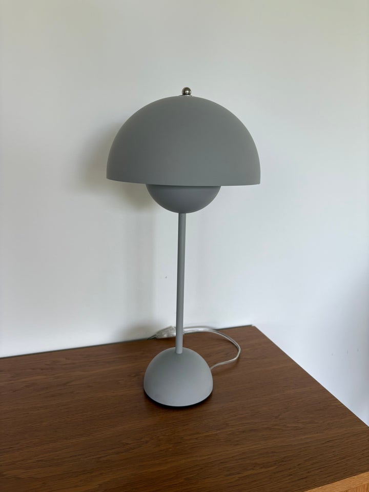 Verner Panton, VP3, bordlampe