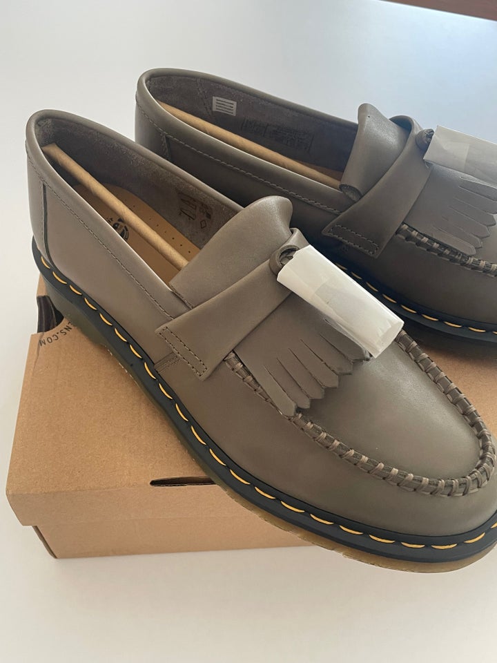 Loafers Dr Martens  str 45