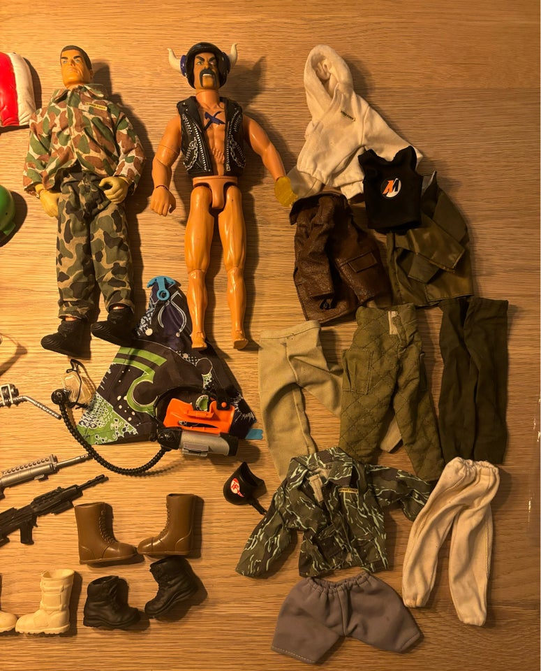 Vintage Actionman lot med massere