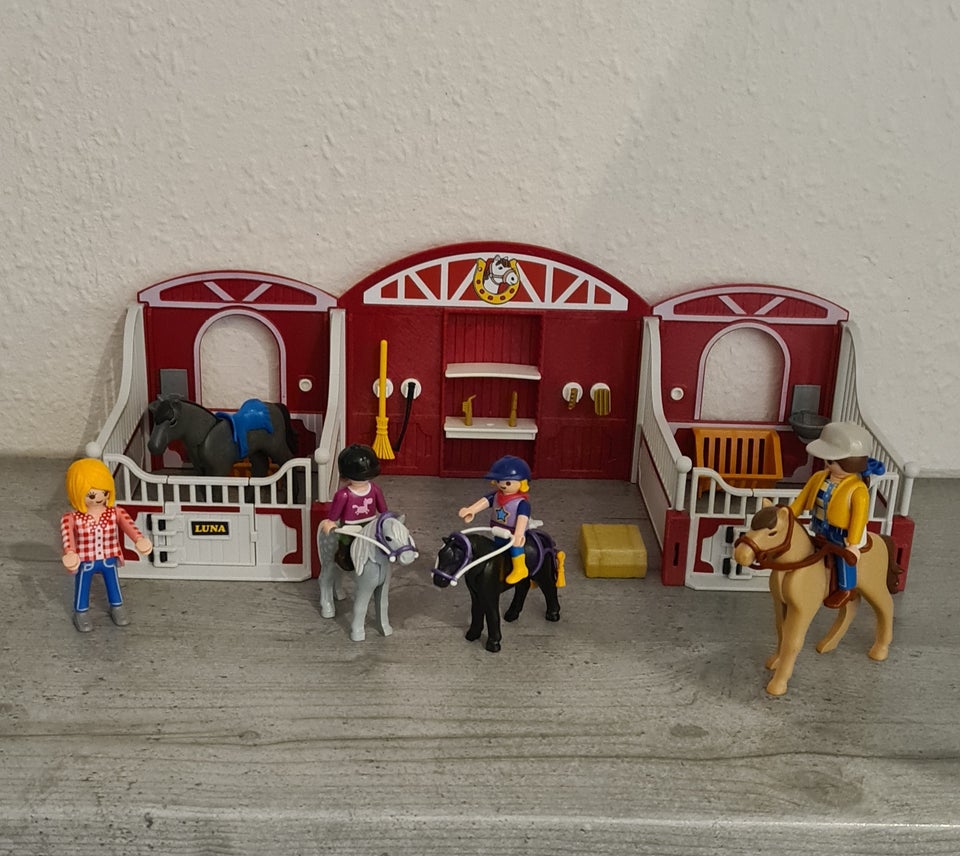 Playmobil, Stalde med heste,