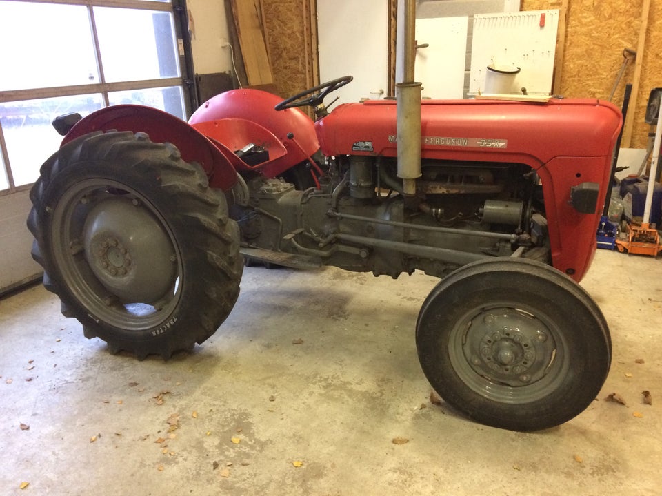 Massey Ferguson 35 traktor