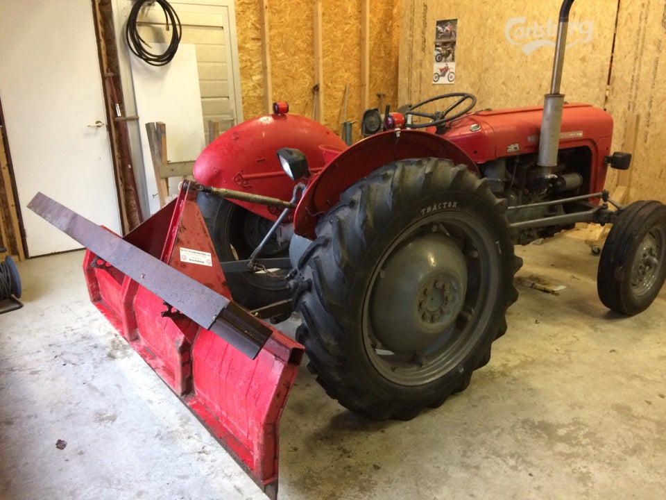 Massey Ferguson 35 traktor