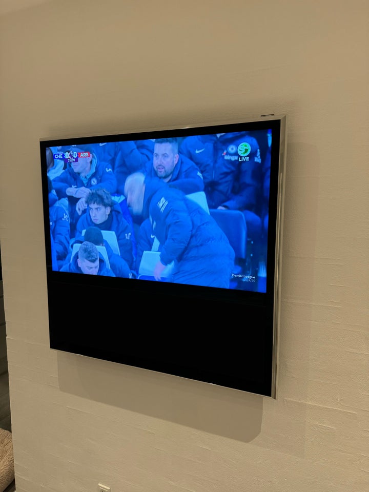 Bang  Olufsen, BeoVision 14, 40”