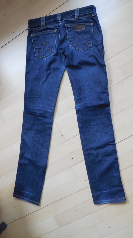 Jeans, Wrangler, str. 27