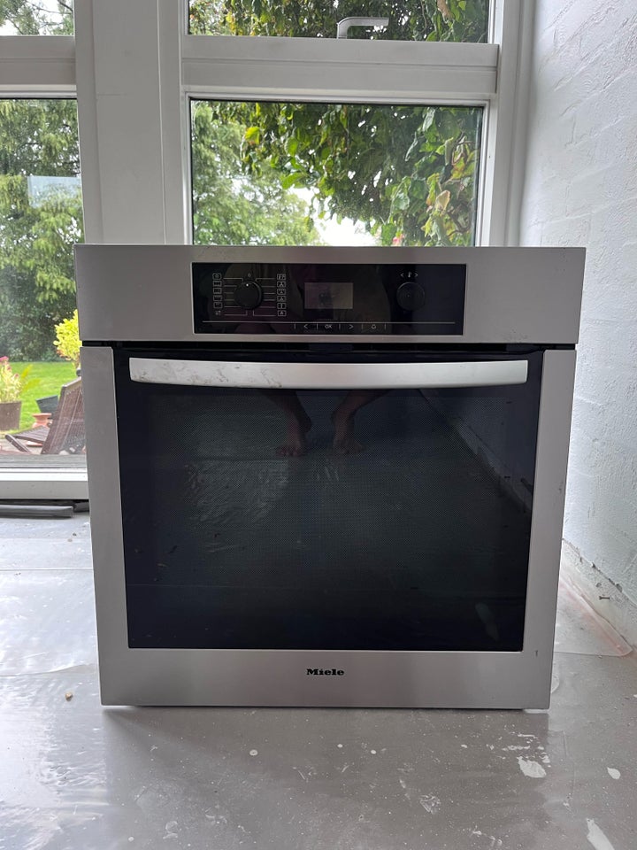 Indbygningsovn, Miele H5140BP, b: