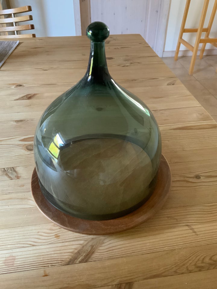 Glas, Osteklokke af farvet glas med