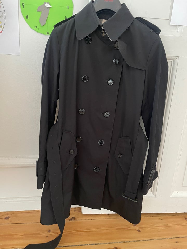 Trenchcoat str 40 Burberry