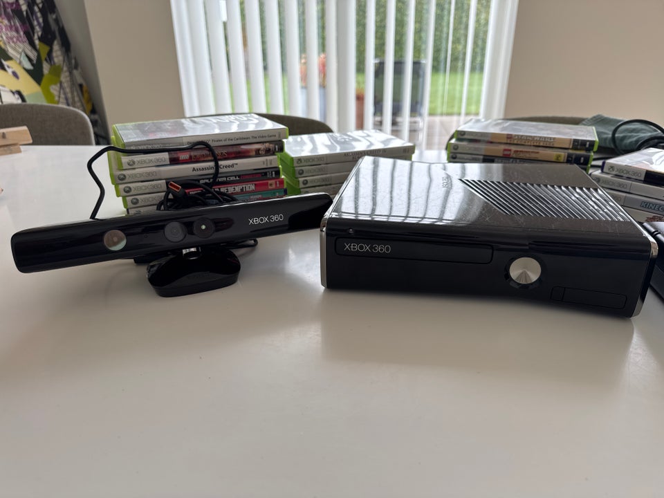 Xbox 360 Kinect Slim God