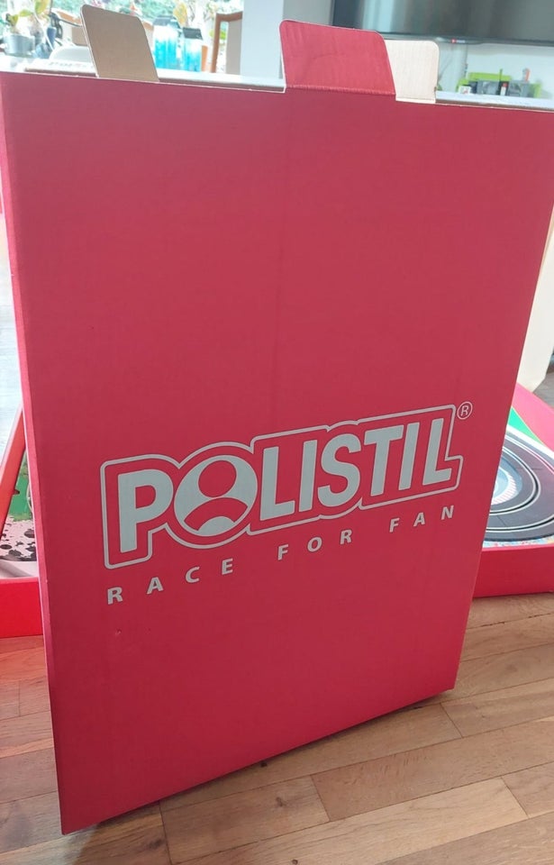 Racerbane, fjernstyret, Polistil