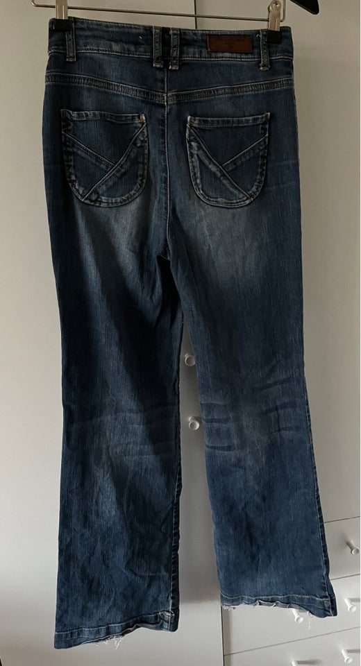 Jeans Vero Moda str 27