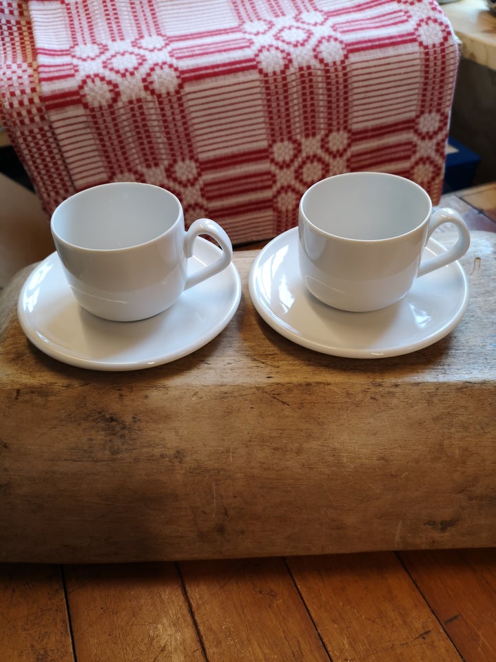 Porcelæn 6 Kaffekopper 8