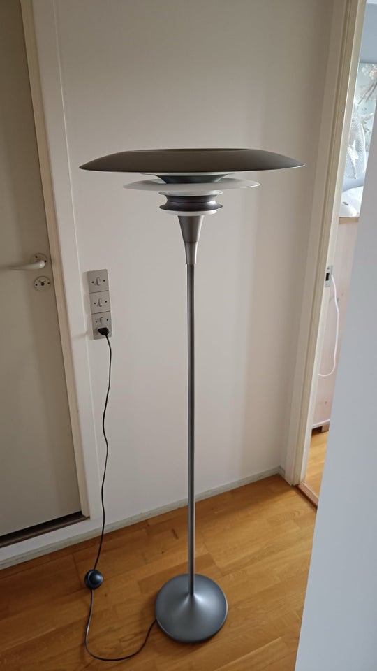 Gulvlampe Belid Diablo