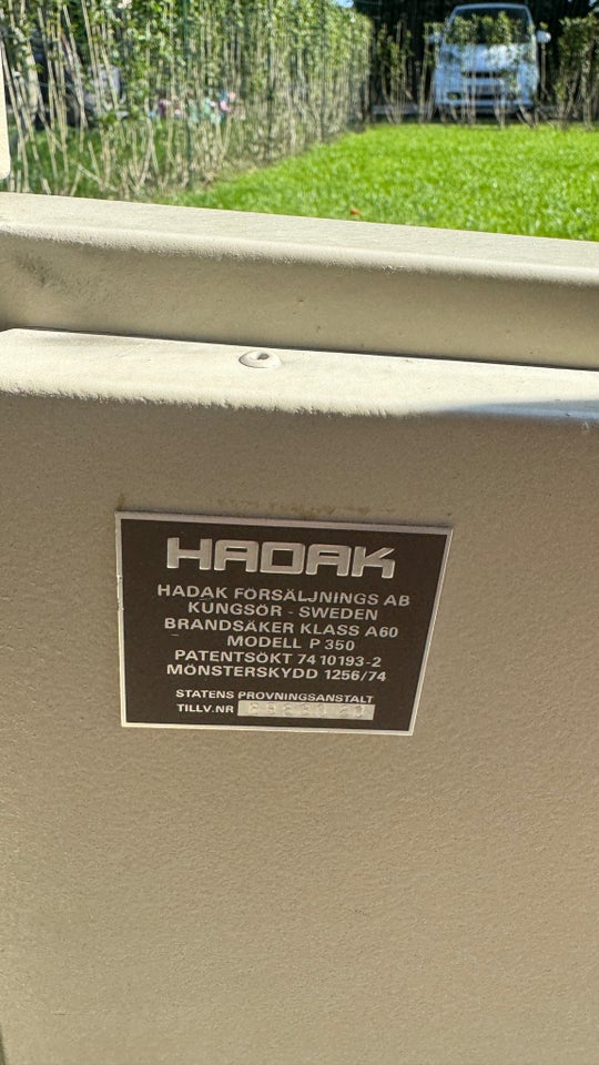 Pengeskab Hardak