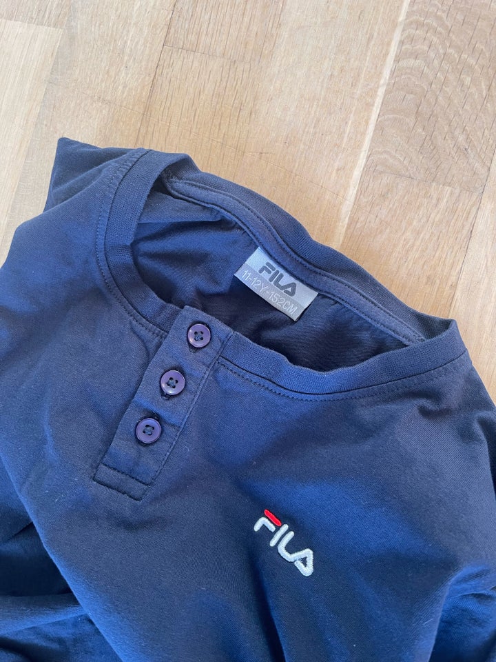 Bluse, Fila, Tommy Hilfiger og Fila