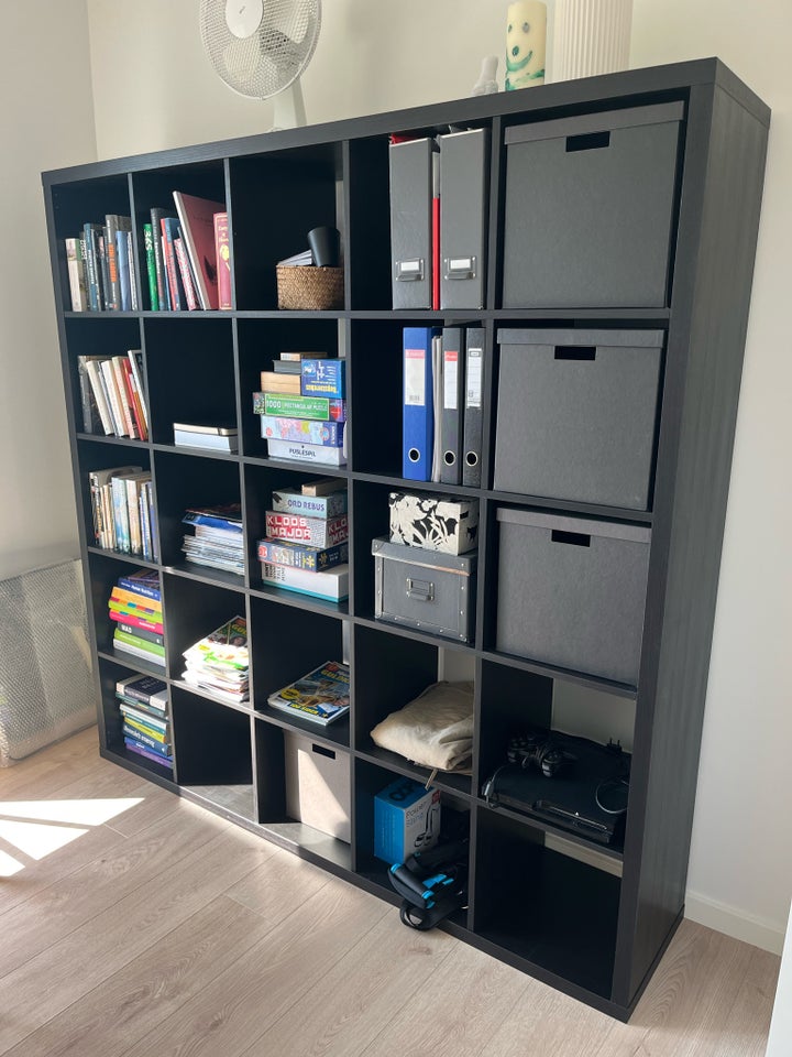 Reolsystem Ikea b: 180 d: 39 h: 180