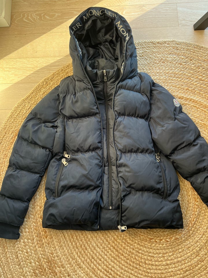 Dynejakke, str. M, Moncler