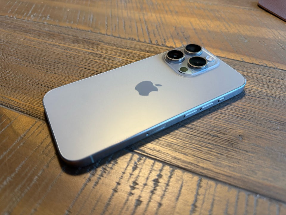 iPhone 15 Pro, 256 GB, Perfekt