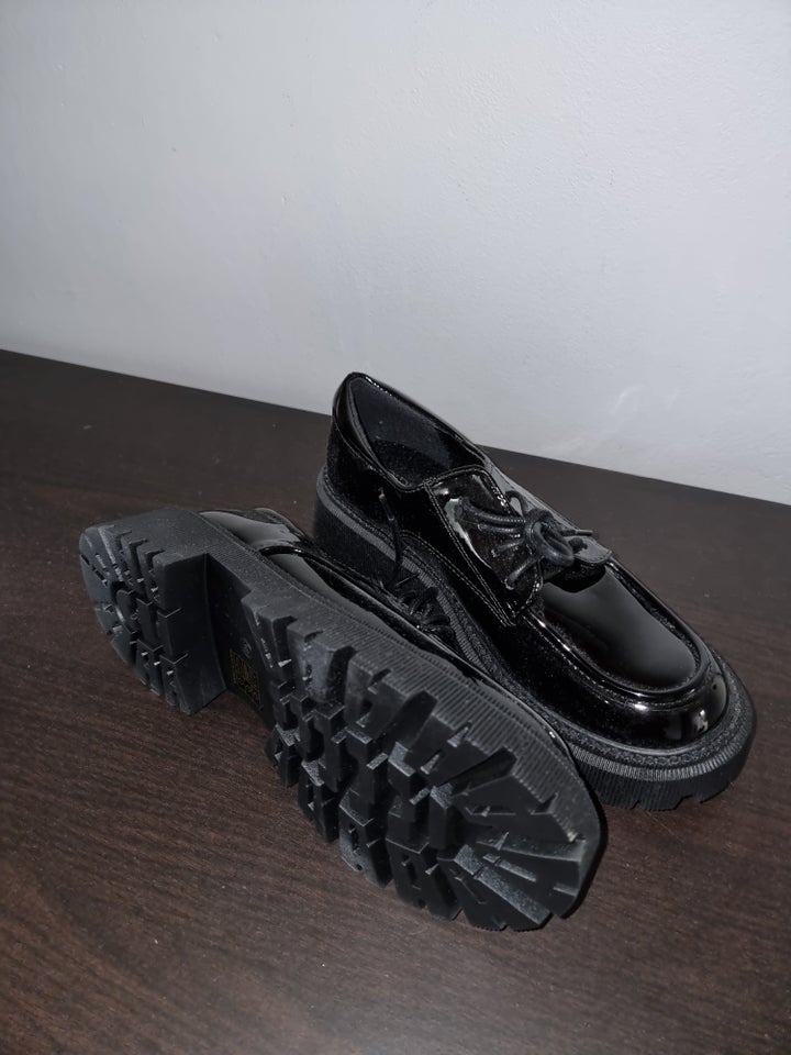 Loafers str 38 Sort