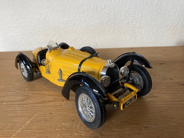 Modelbil, Burago Alfa Romeo,