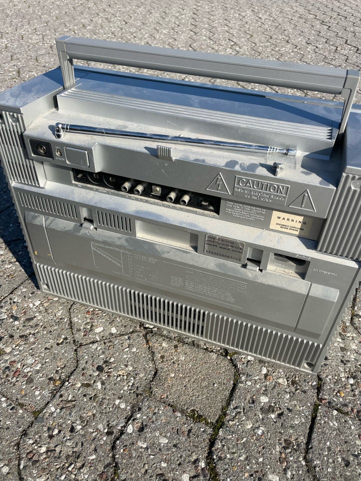 Ghettoblaster, Philips