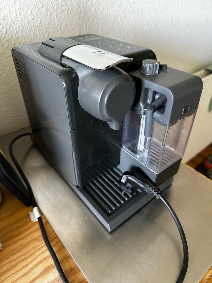 DeLonghi Kaffemaskine m.