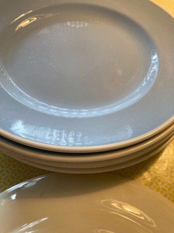 Porcelæn 6 frokosttallerkener 