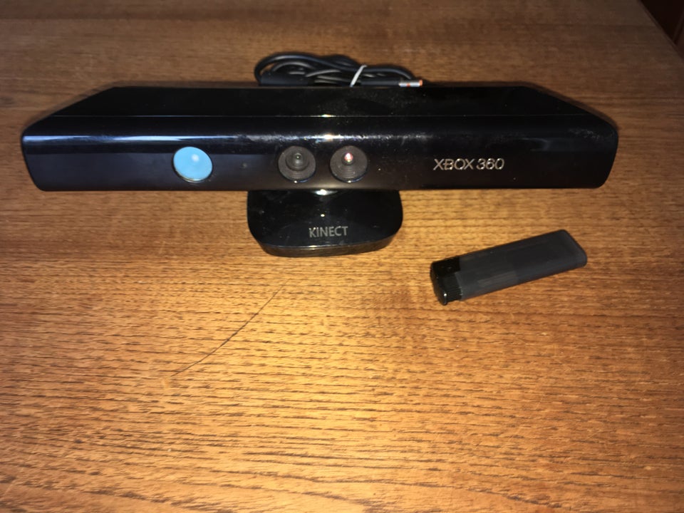 Xbox 360 Kinect, Microsoft Model