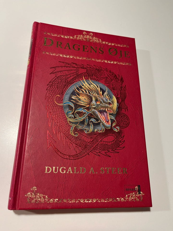 Dragens øje, Dugald A. Steer,