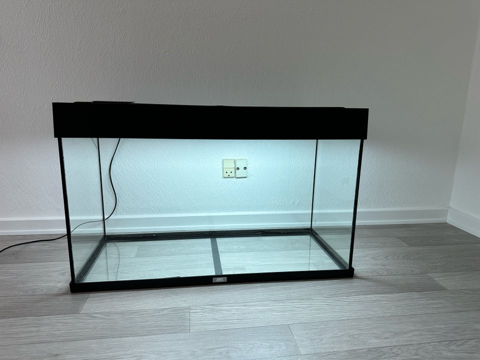 Akvarium 125 liter b: 81 d: 36 h: 50