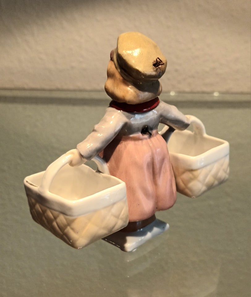 Porcelæn Figur bondepige med