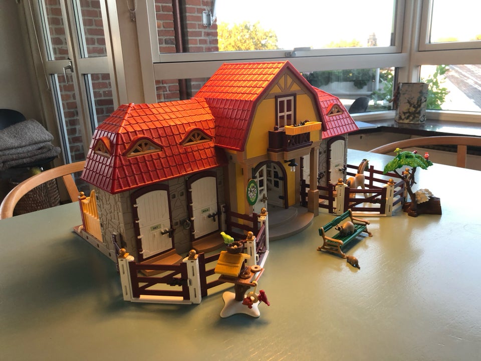 Playmobil, Rideskole