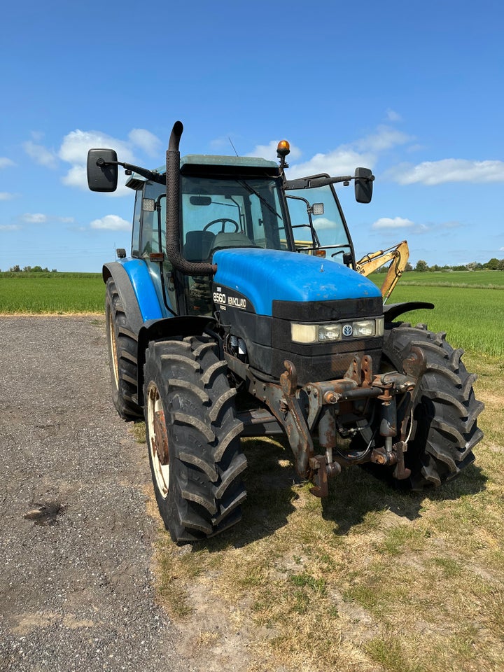 Havetraktor New holland 8560 160