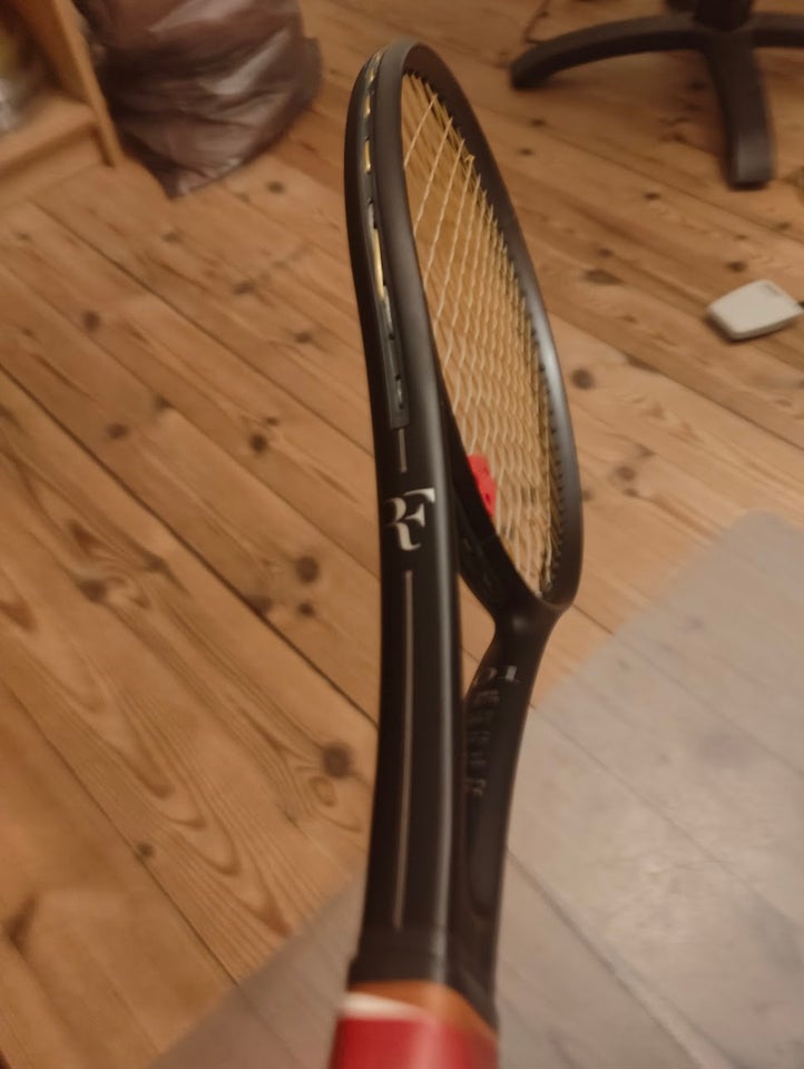 Tennisketsjer, Wilson RF 01 PRO