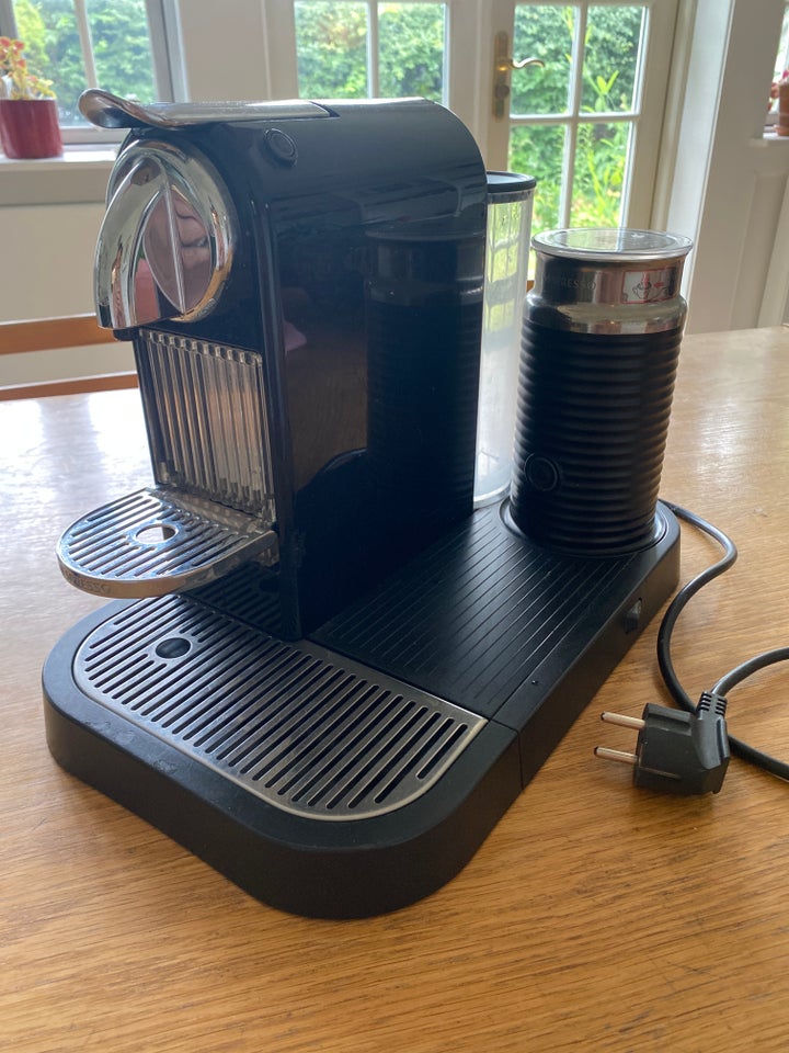 Nespresso Citiz and Milk D120 