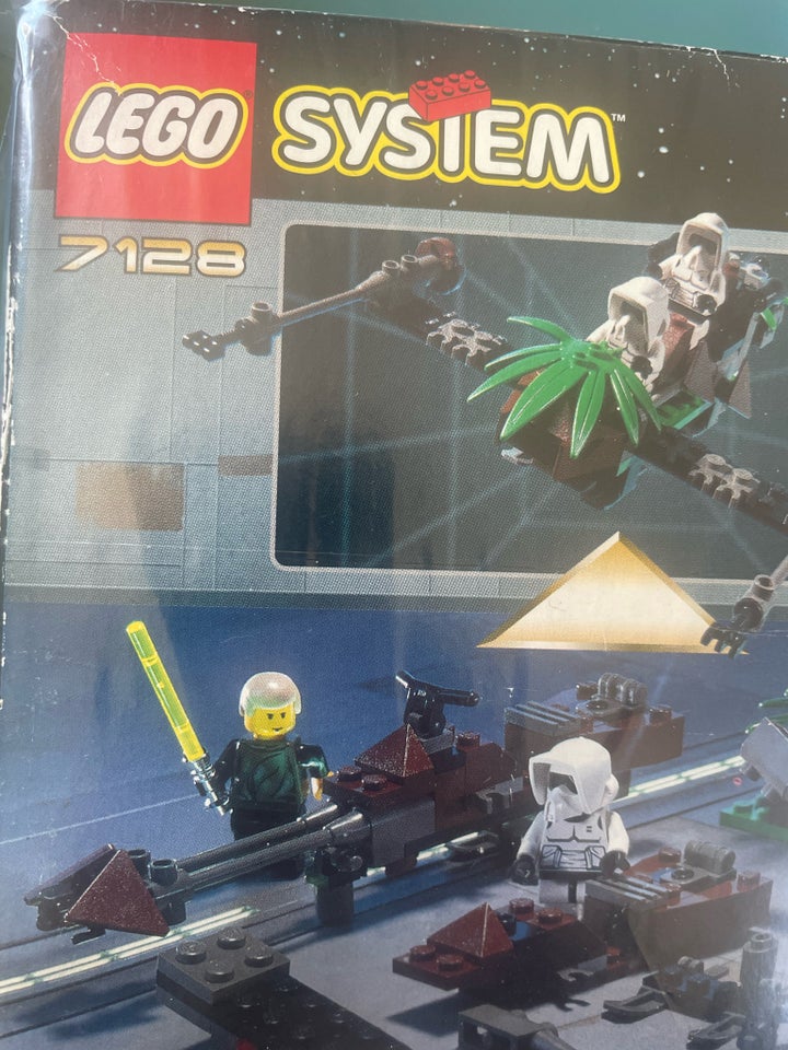 Lego Star Wars 7128