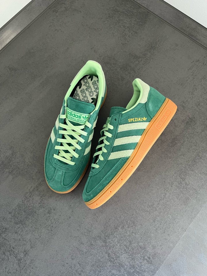 Sneakers, str. 40,5, Adidas