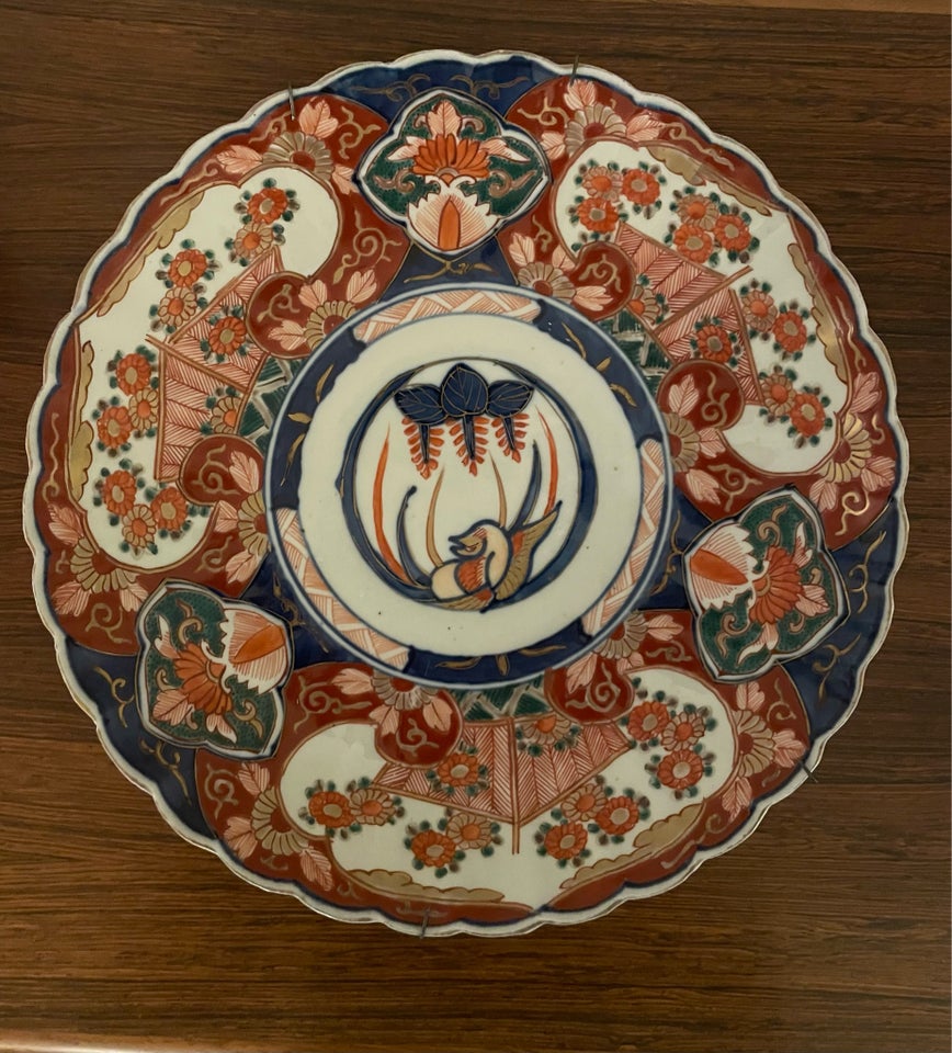 Imari samling, Porcelæn, 125 år gl.