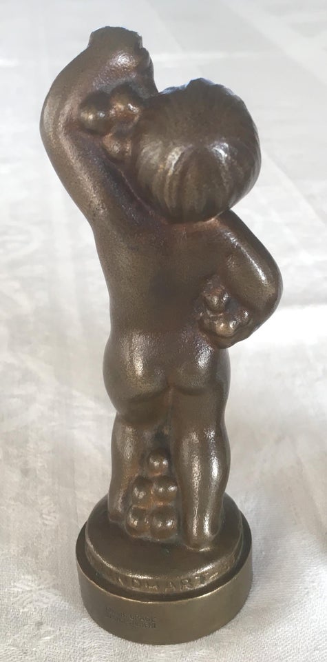 Bronze figur af dreng, Svend