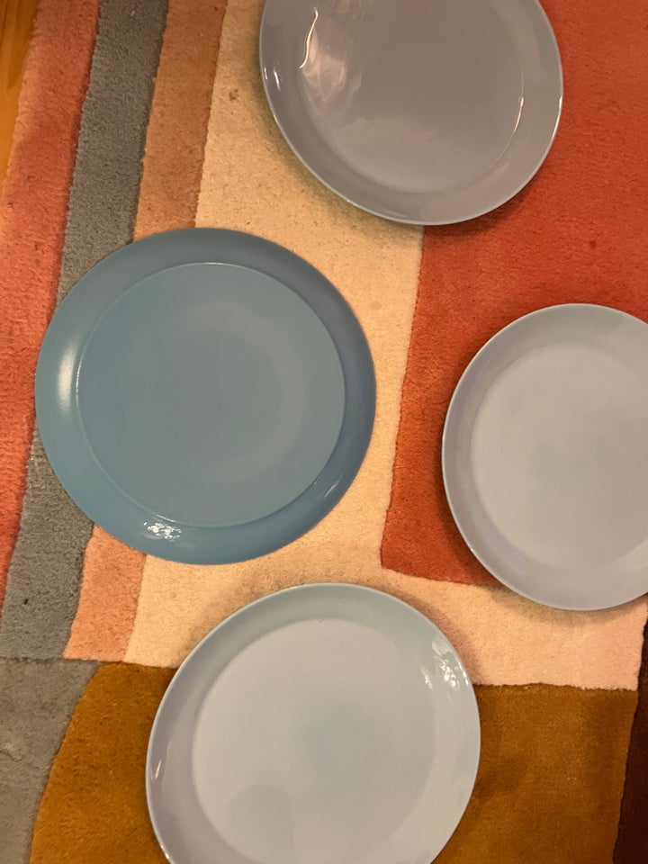 Porcelæn 4 x middagstallerkener