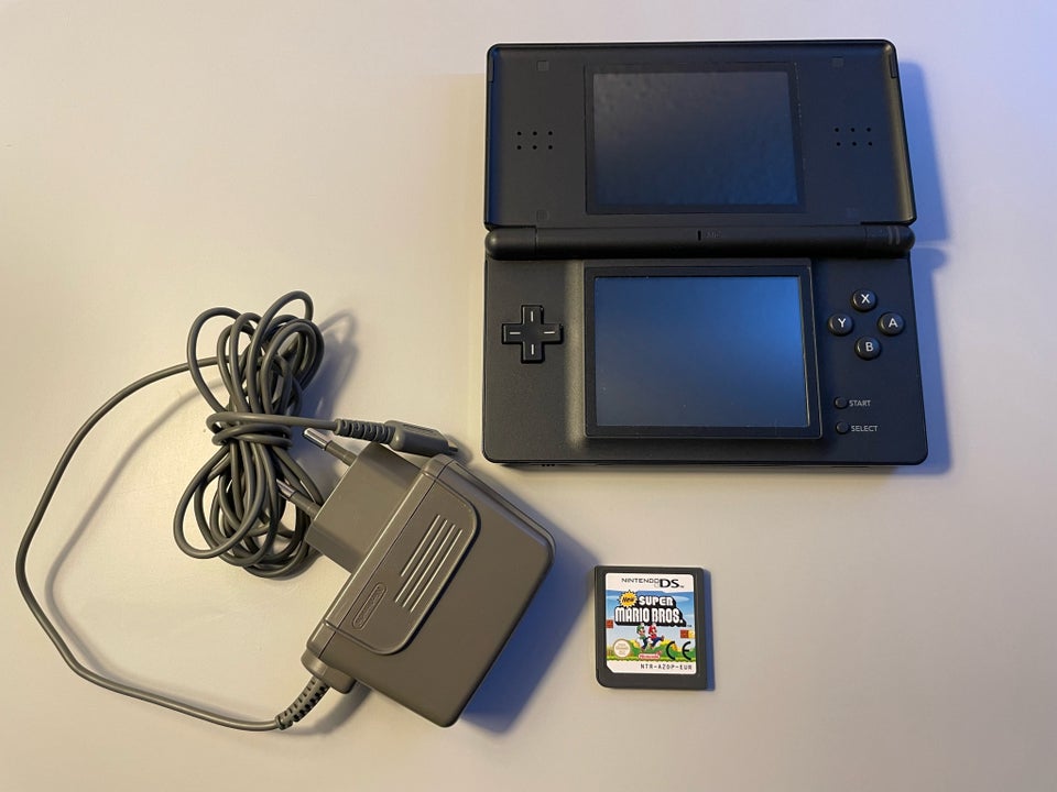 Nintendo DS Lite, God